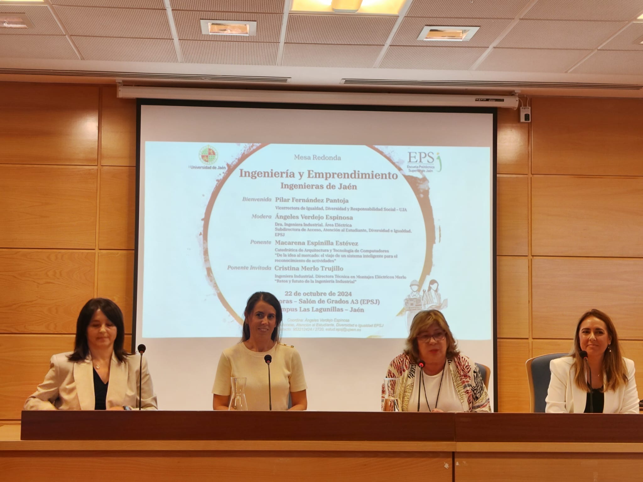 Mesa Redonda Ingenieras de Jaén (1)